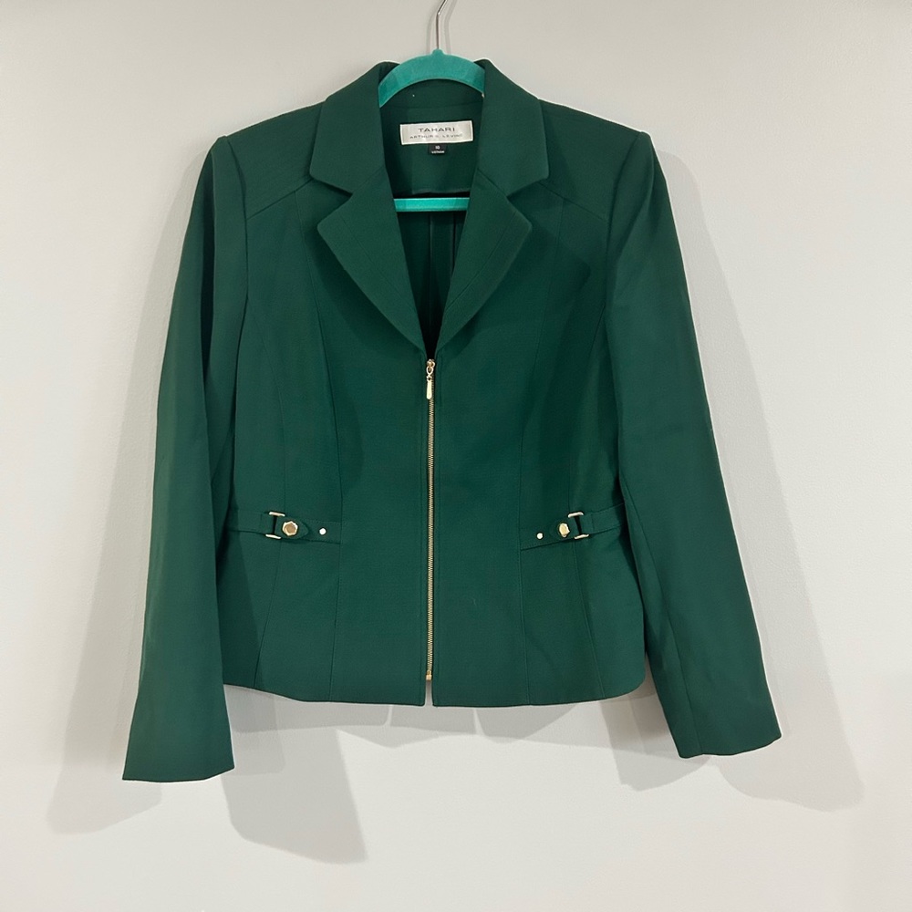 Tahari women’s blazer Sz 10